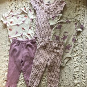 Baby girl outfit bundle 6-9 month